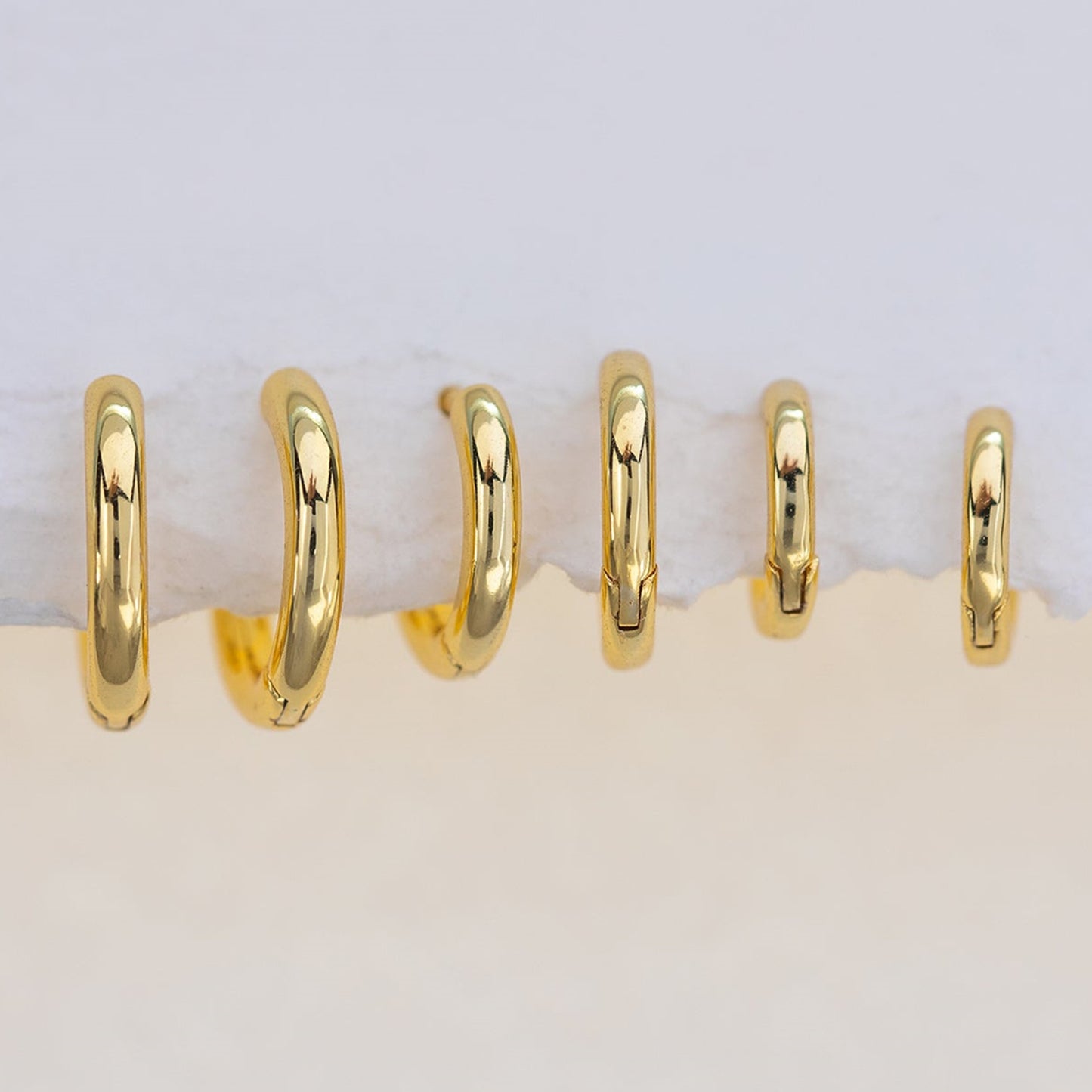 Brincos Brilhantes Banhado a Ouro 18K