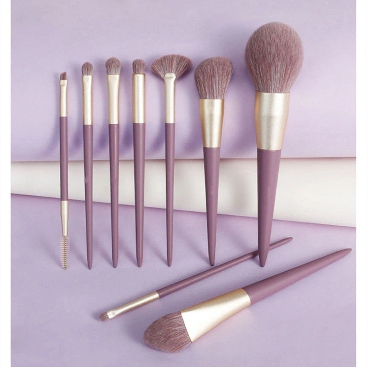 8-Piece Travel Makeup Brush Set: Ideal for Beginners - Eye Shadow and Blush Application Made Easy