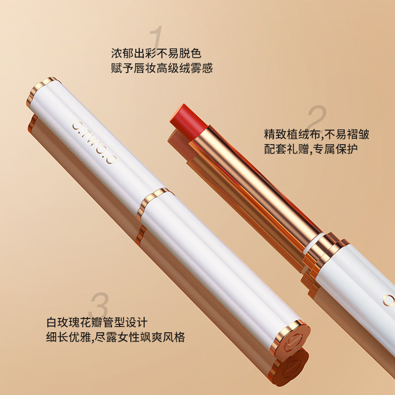 White Rose Small Fine Pistil Matte Velvet Lipstick